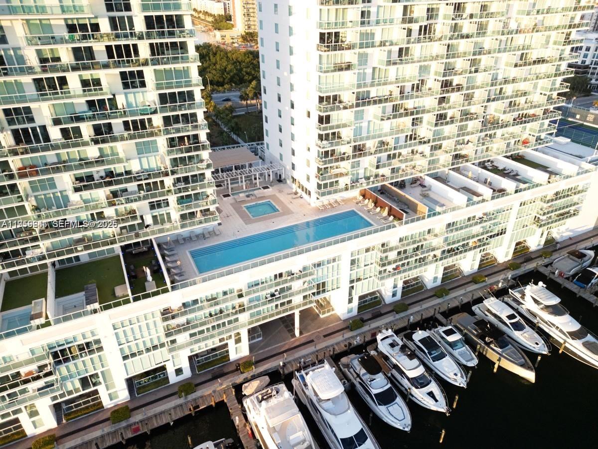 image 400 Sunny Isles41