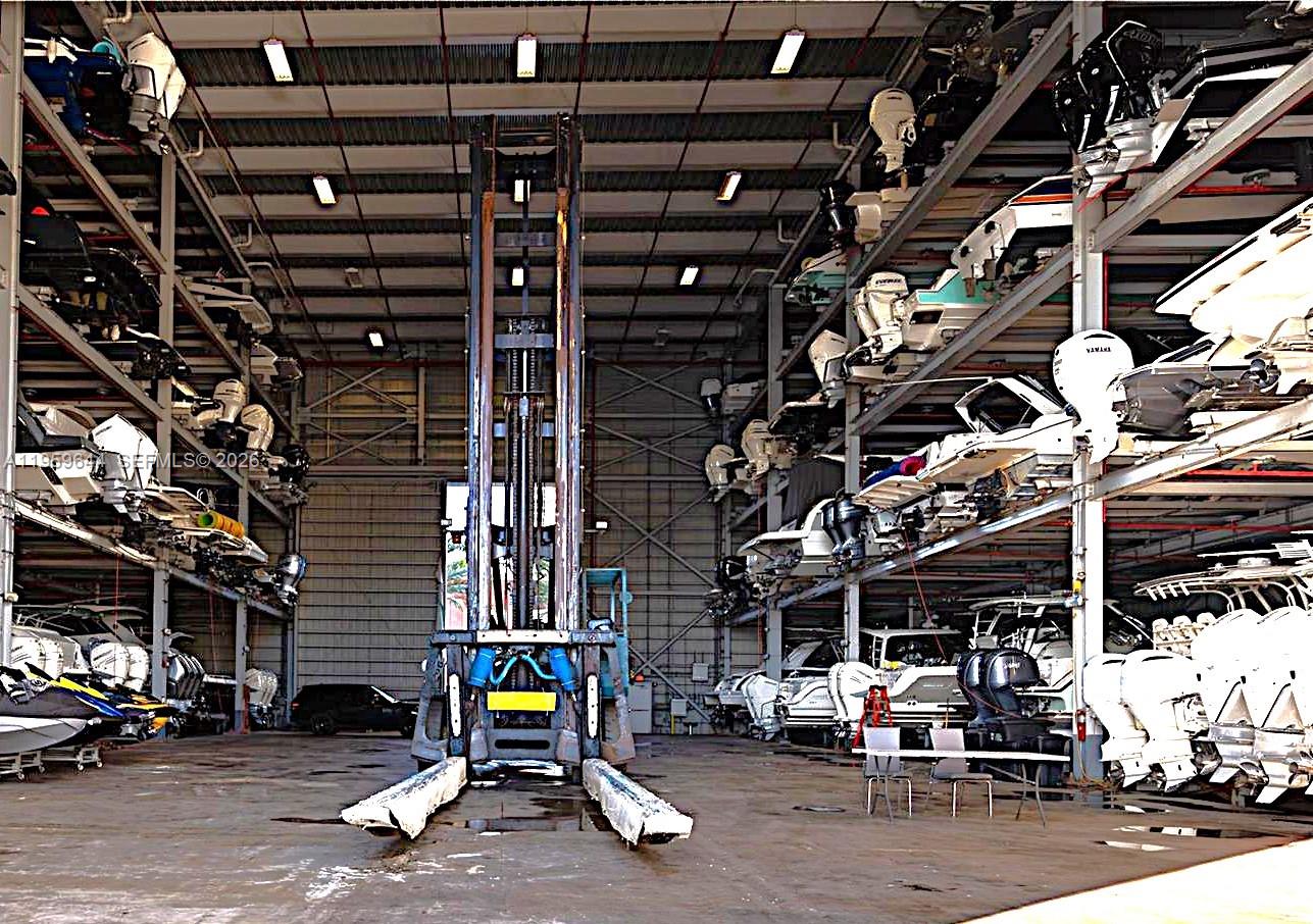 image 400 Sunny Isles47