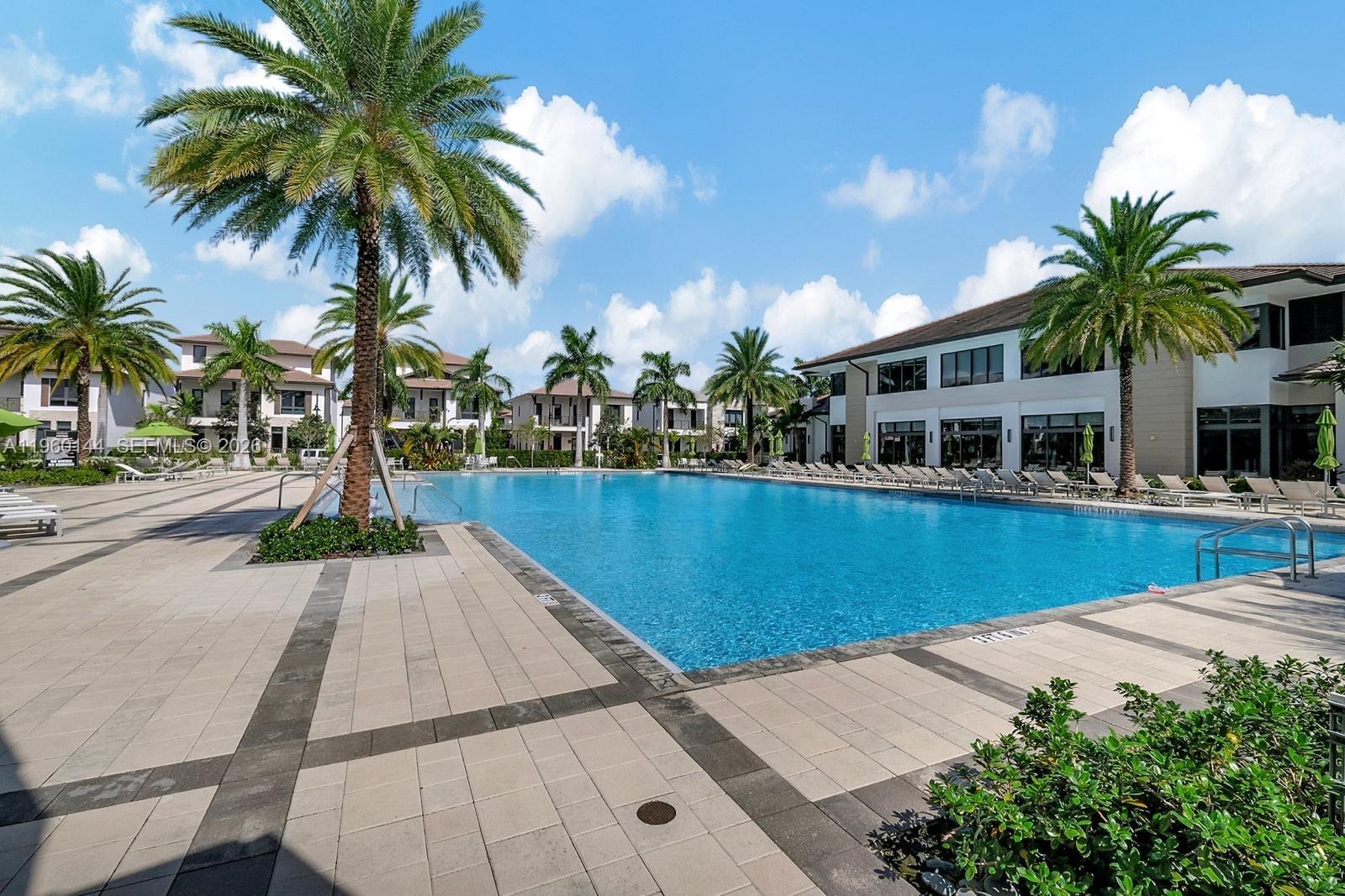 4426 NW 83rd Pkwy Doral, FL 33166