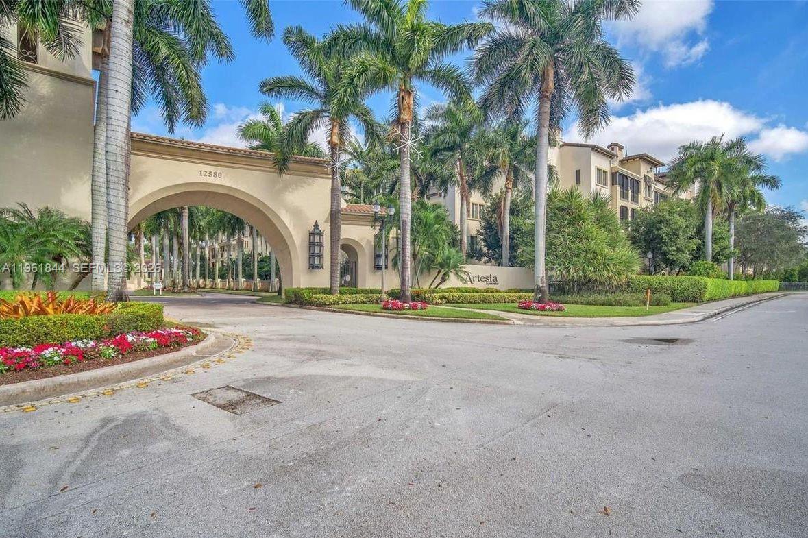 2901 NW 126th Ave #2-318