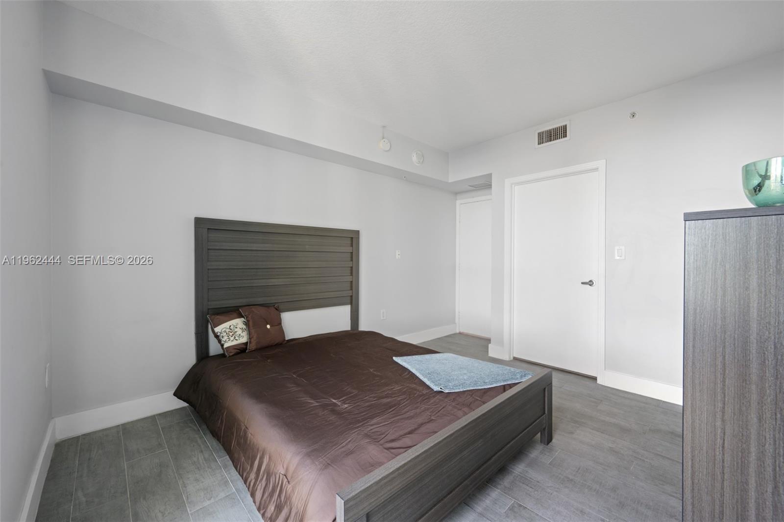 9066 SW 73rd Ct #2002 Miami, FL 33156