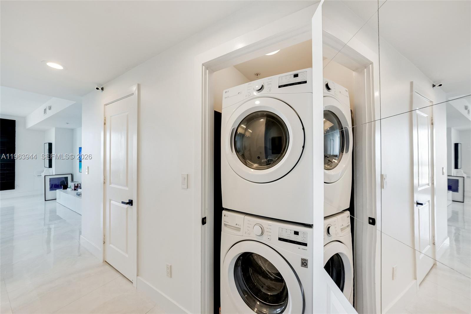 315 NE 3rd Ave #1909 Fort Lauderdale, FL 33301