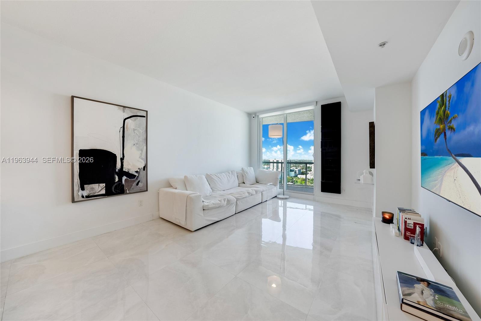 315 NE 3rd Ave #1909 Fort Lauderdale, FL 33301