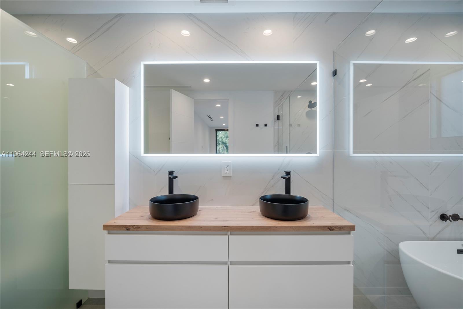 2962 W Trade Ave Coconut Grove, FL 33133