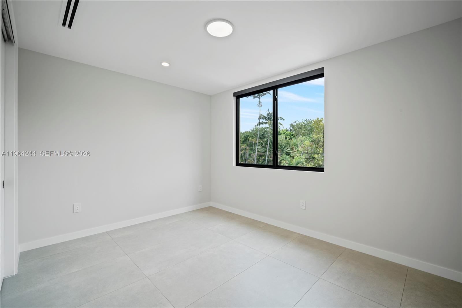 2962 W Trade Ave Coconut Grove, FL 33133