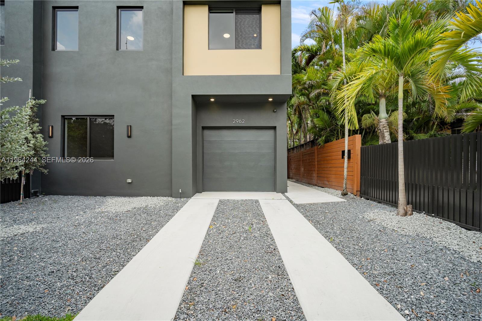 2962 W Trade Ave Coconut Grove, FL 33133