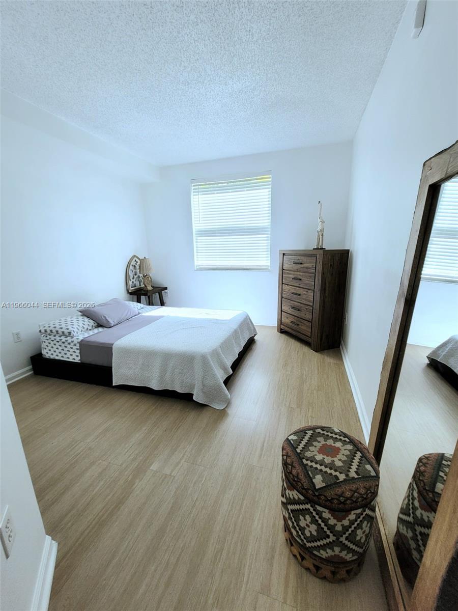 image Porto Bellagio Condo13