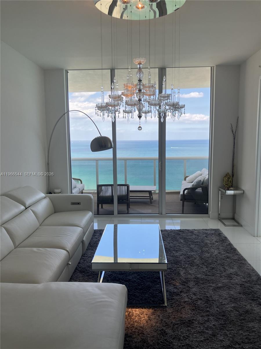 image Trump Royale13