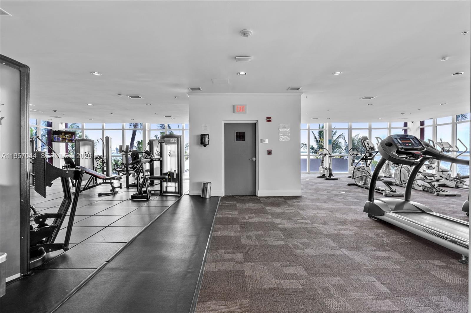 image The Mark on Brickell37