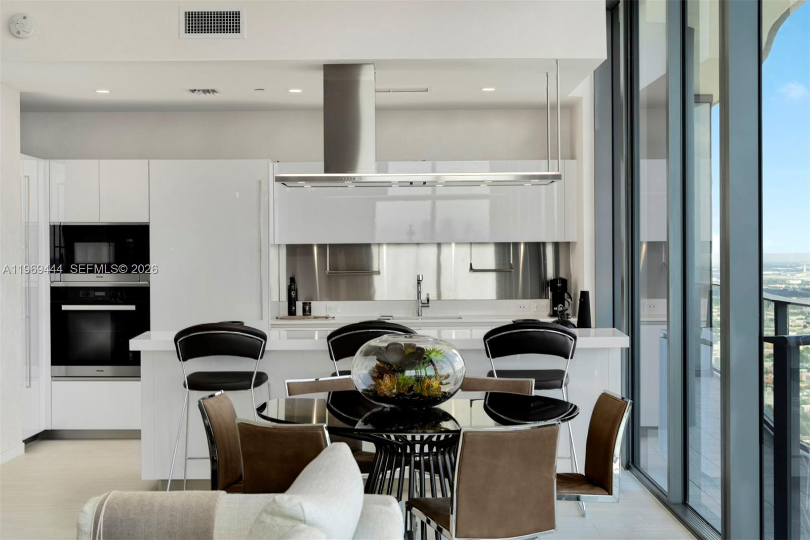 image Brickell Flatiron13