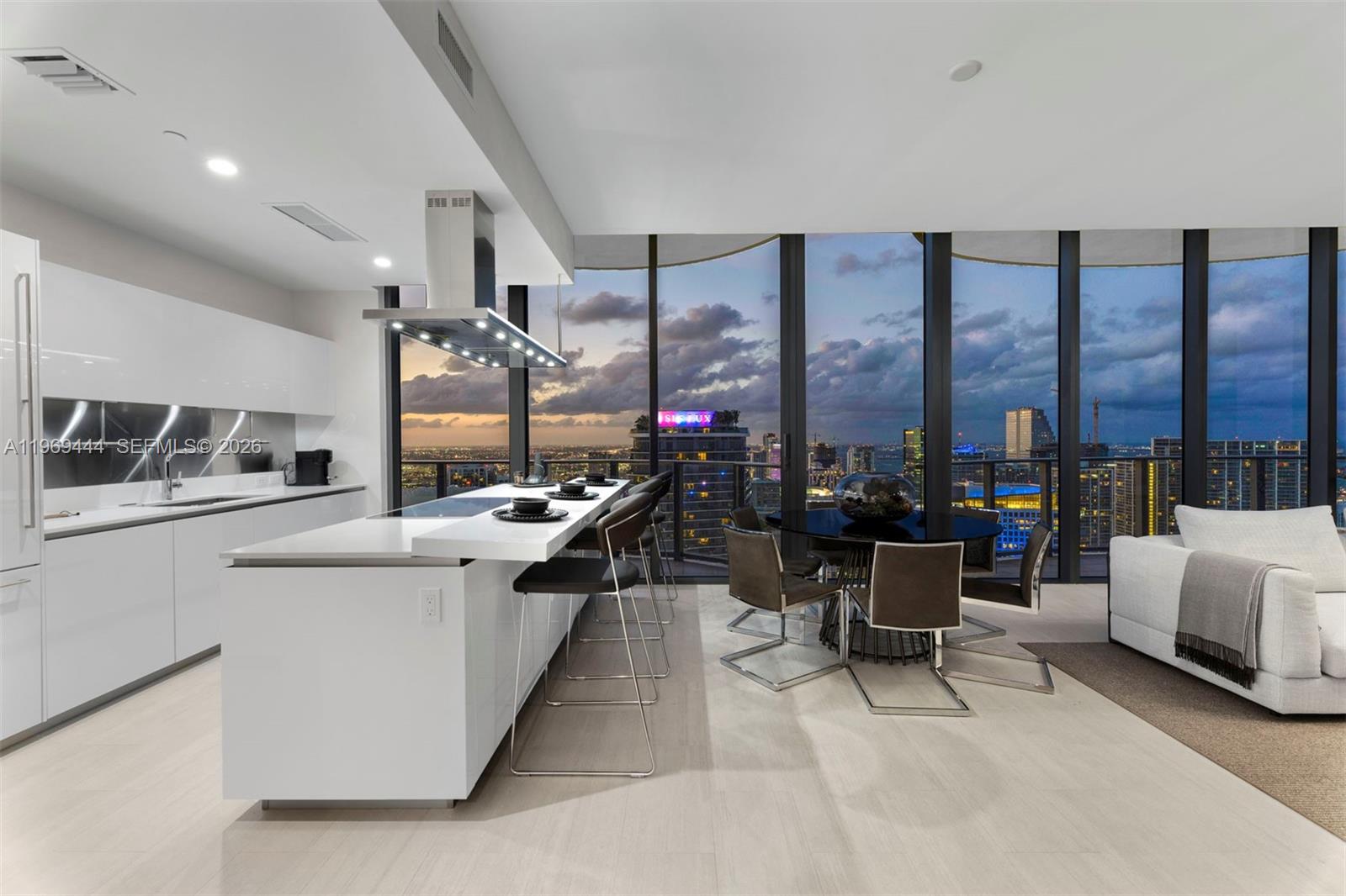 image Brickell Flatiron41