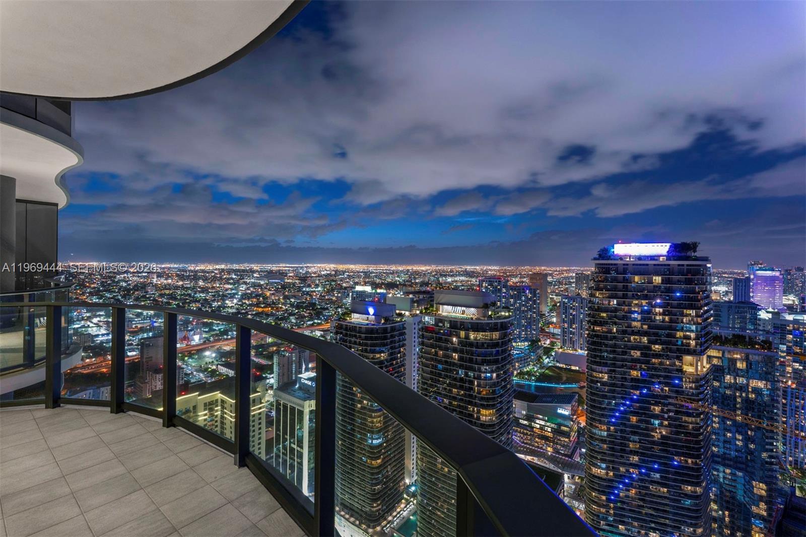 image Brickell Flatiron53