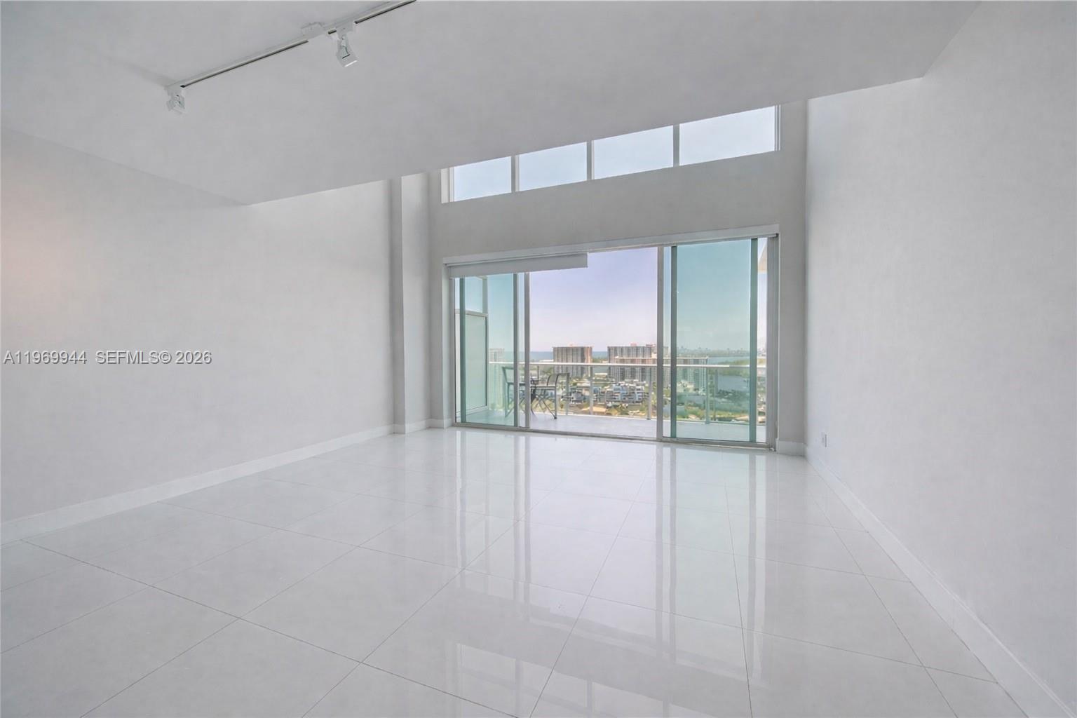 400 Sunny Isles Blvd #2004 Sunny Isles Beach, FL 33160