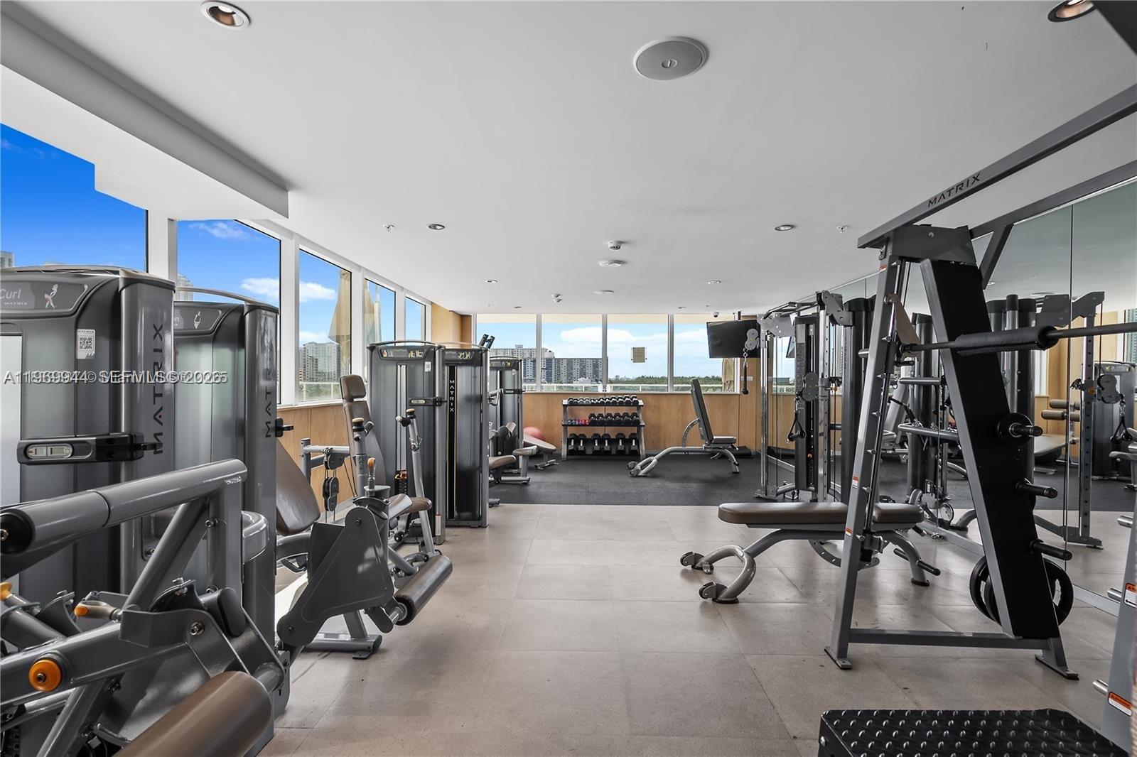 400 Sunny Isles Blvd #2004 Sunny Isles Beach, FL 33160