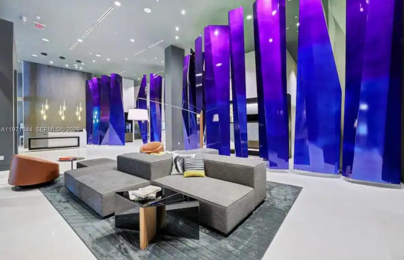 3900 Biscayne Blvd #S-402 Miami, FL 33137