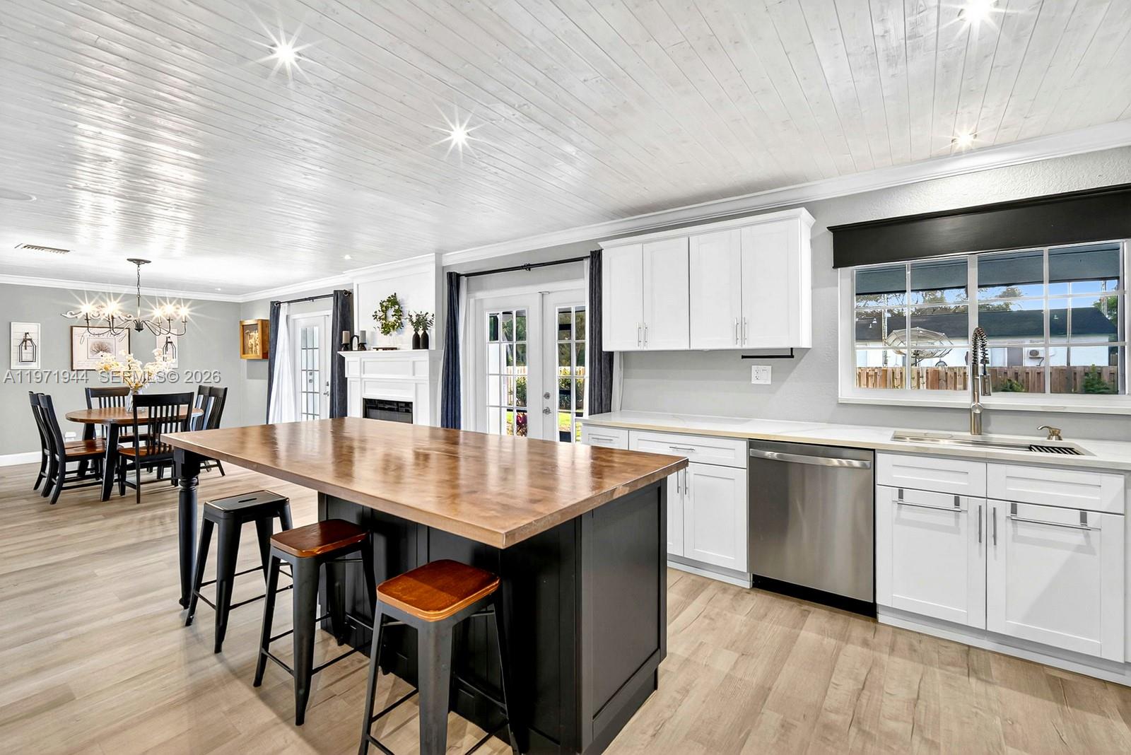 11280 NW 26th St Plantation, FL 33323