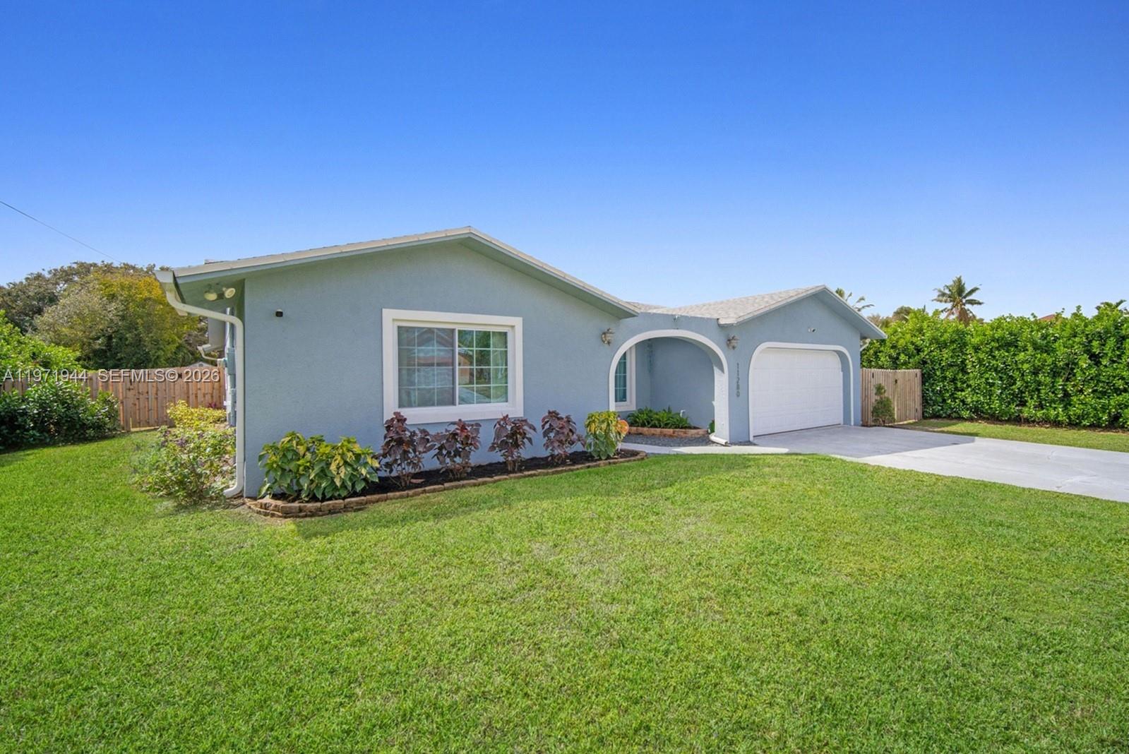 11280 NW 26th St Plantation, FL 33323