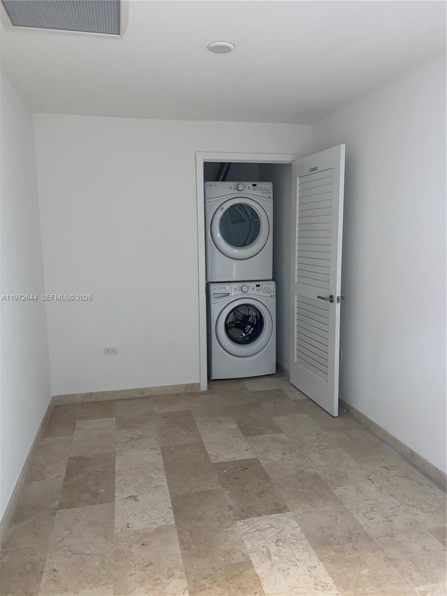 image Rise Brickell City Centre10