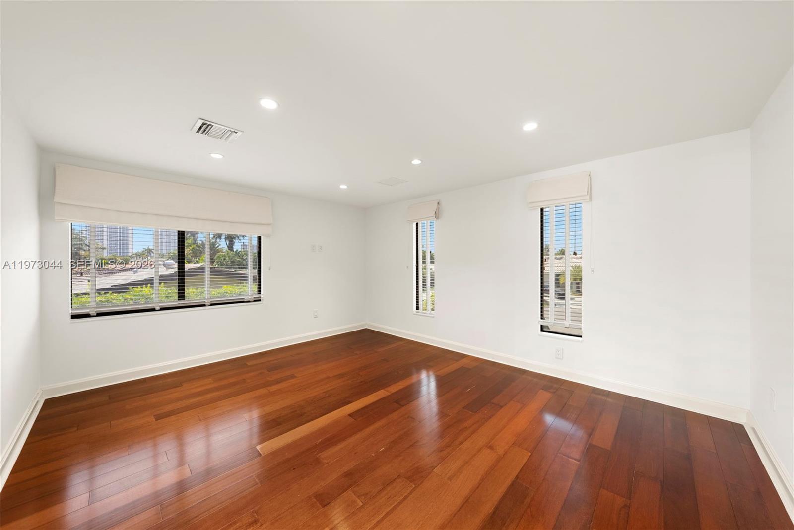 Undisclosed Address Hallandale Beach, FL 33009