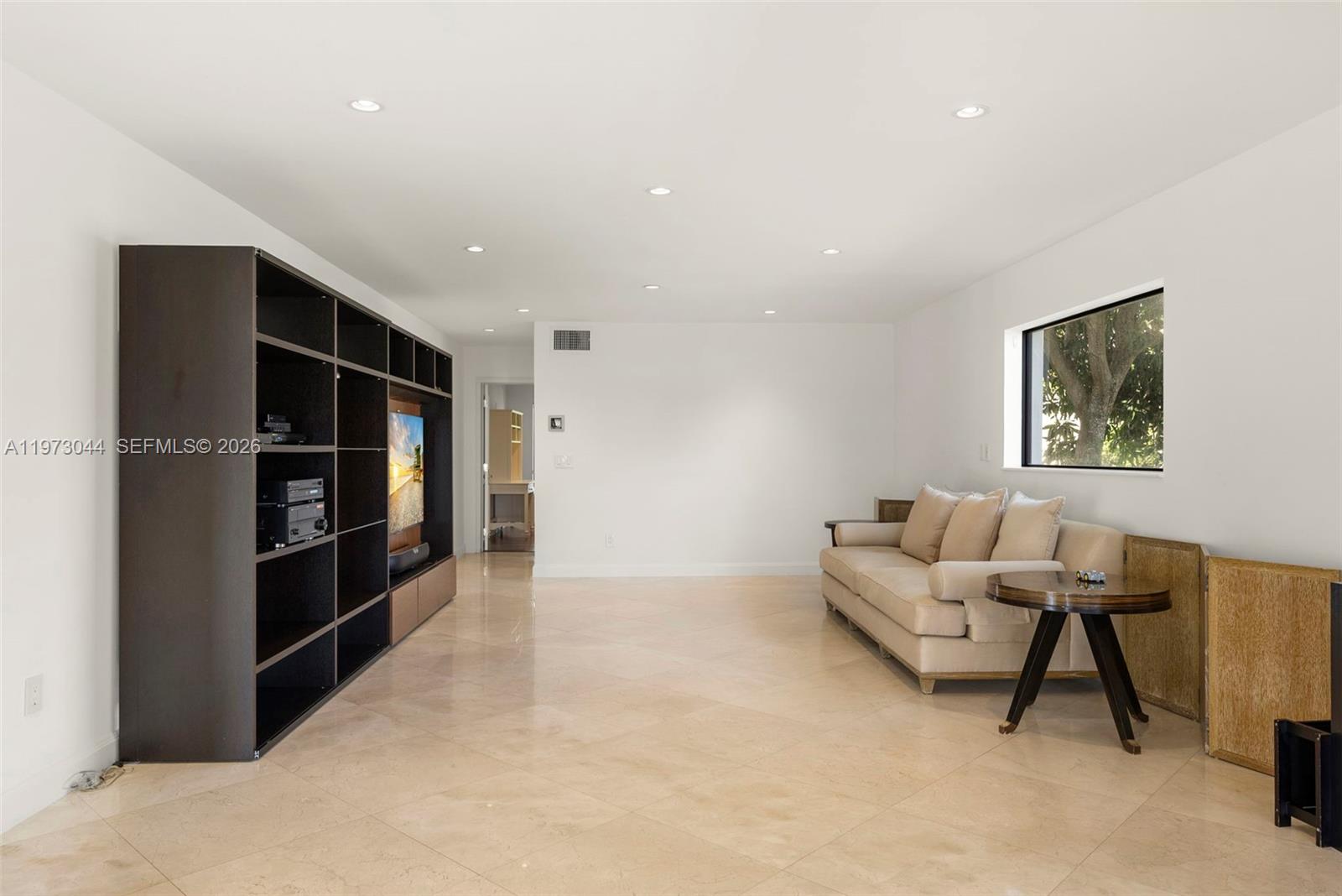 Undisclosed Address Hallandale Beach, FL 33009