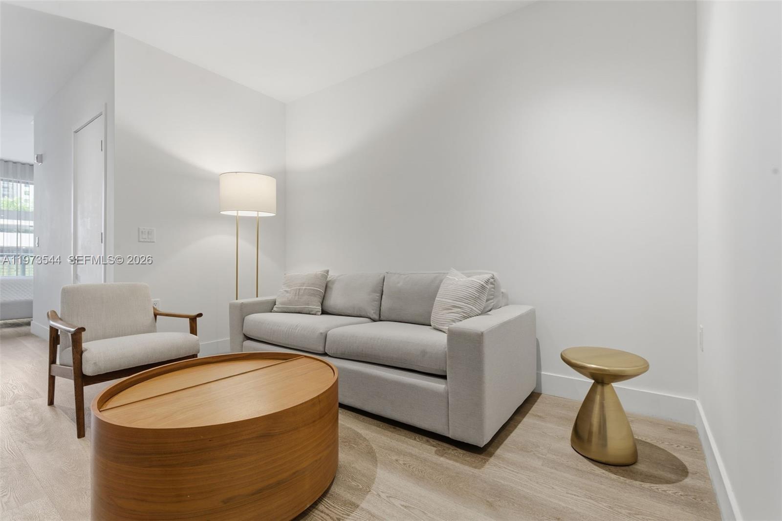 229 SW 9th St #407 Miami, FL 33130