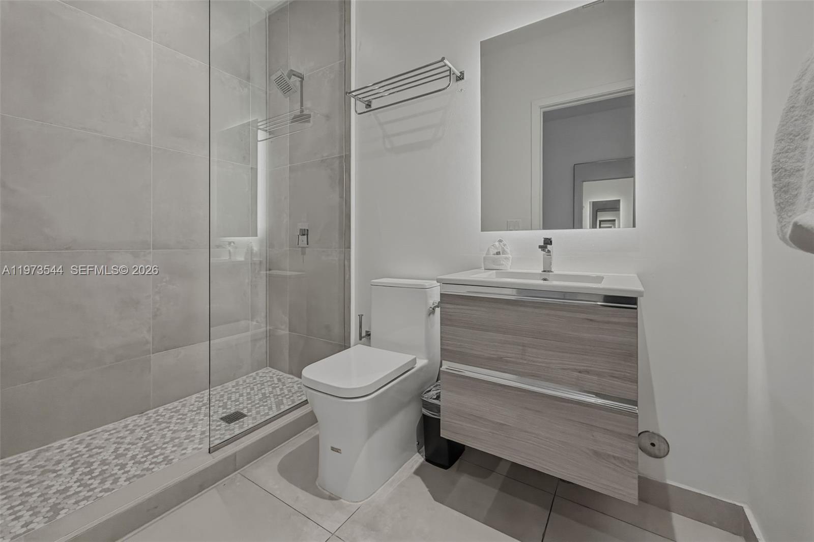 229 SW 9th St #407 Miami, FL 33130