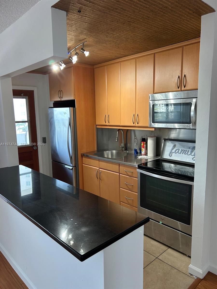 7904 West Dr #508 North Bay Village, FL 33141