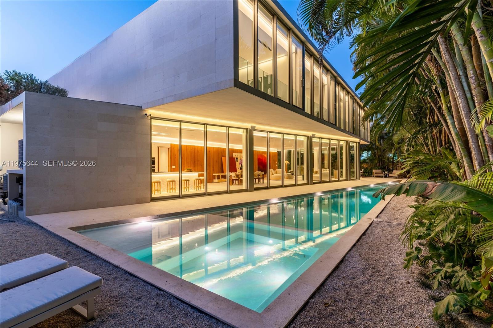 1616 Onaway Dr Miami, FL 33133