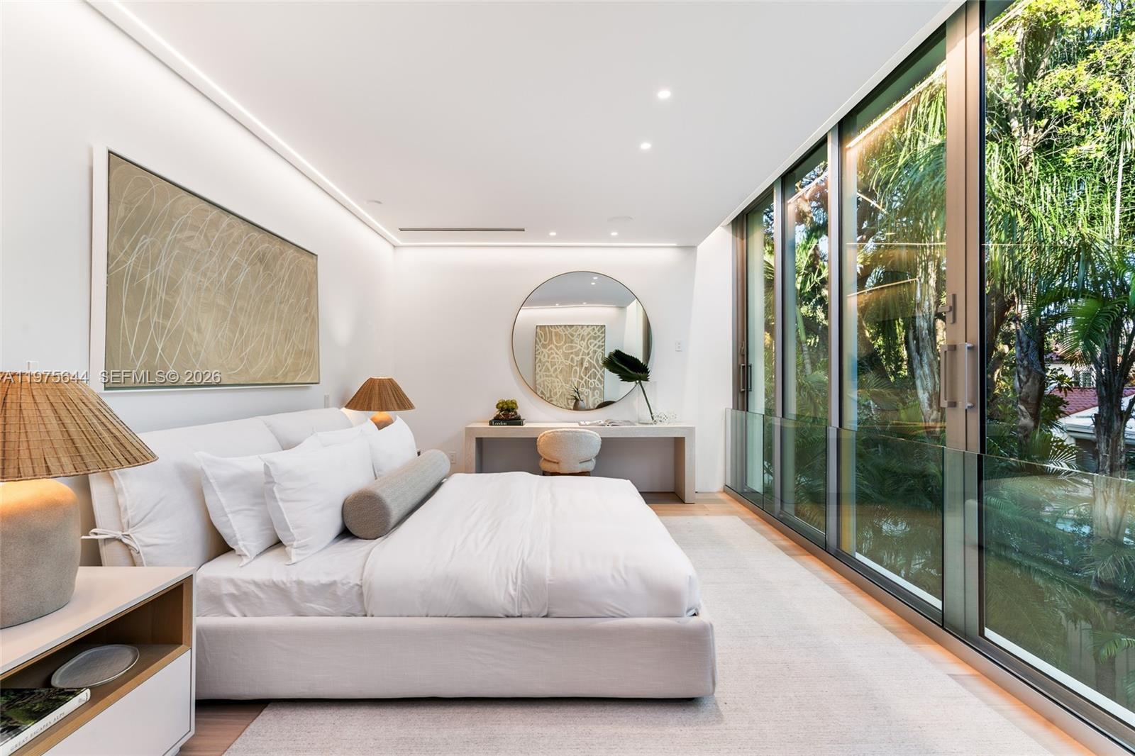 1616 Onaway Dr Miami, FL 33133