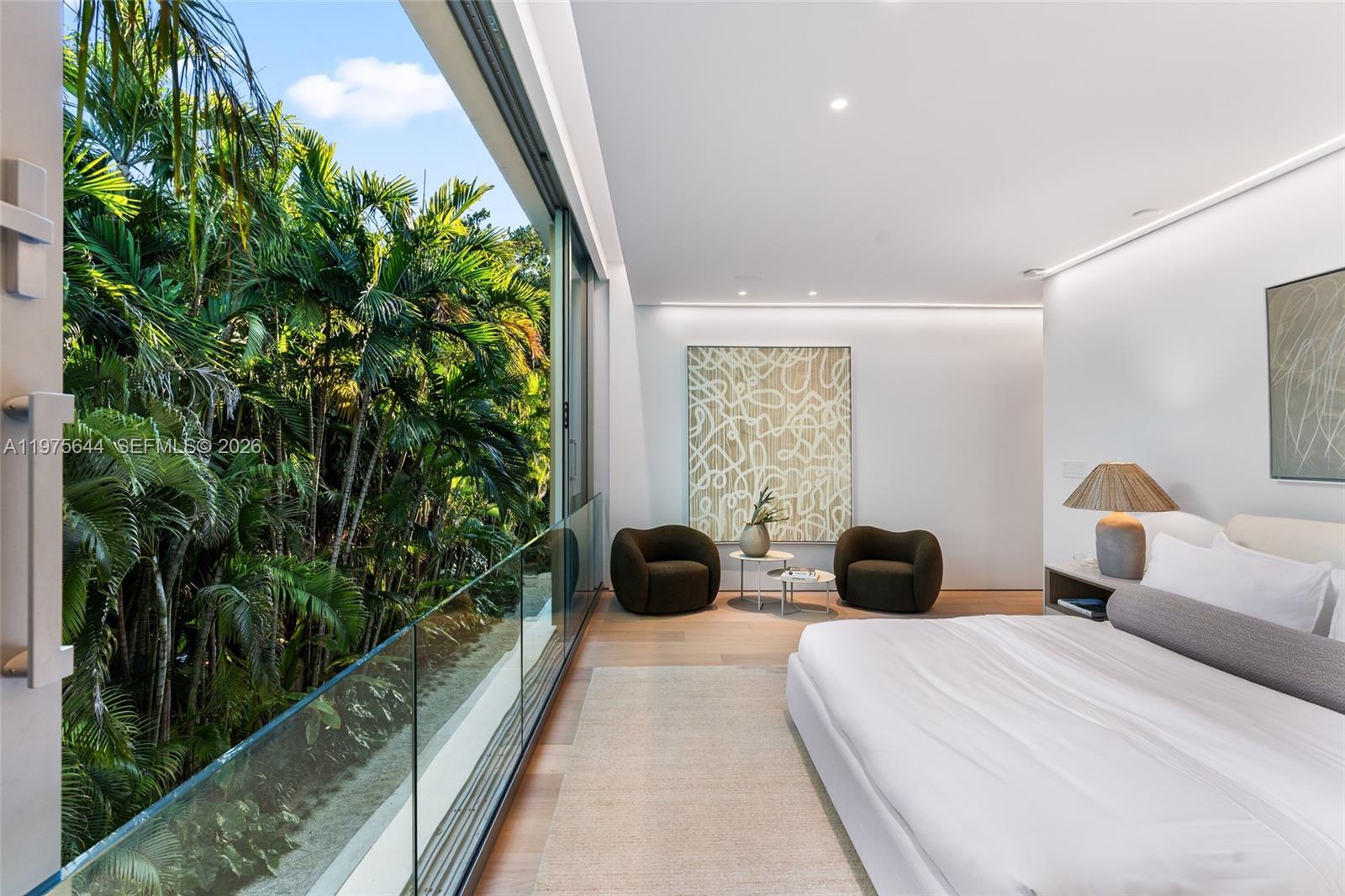 1616 Onaway Dr Miami, FL 33133