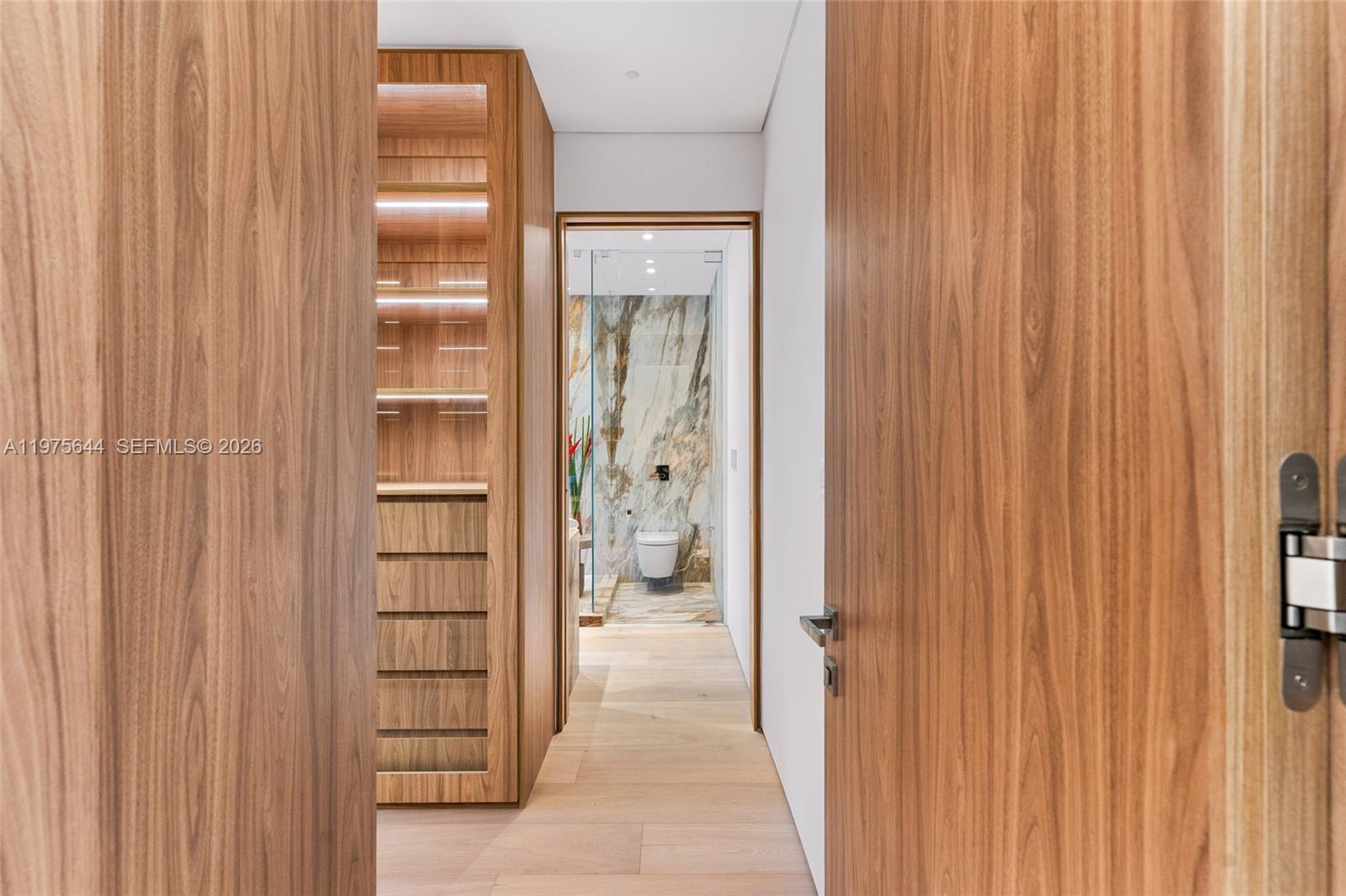 1616 Onaway Dr Miami, FL 33133