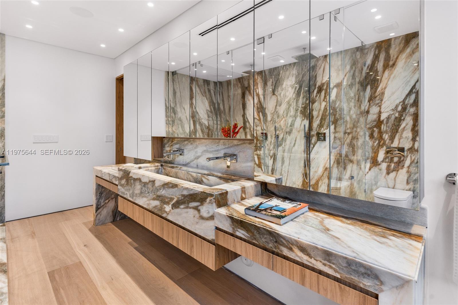 1616 Onaway Dr Miami, FL 33133