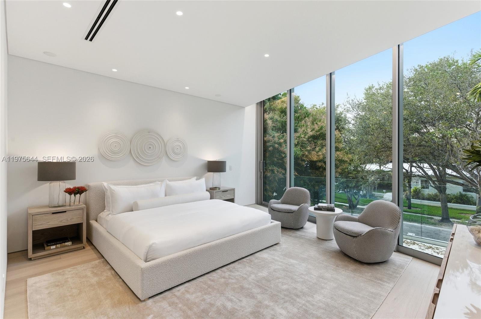 1616 Onaway Dr Miami, FL 33133