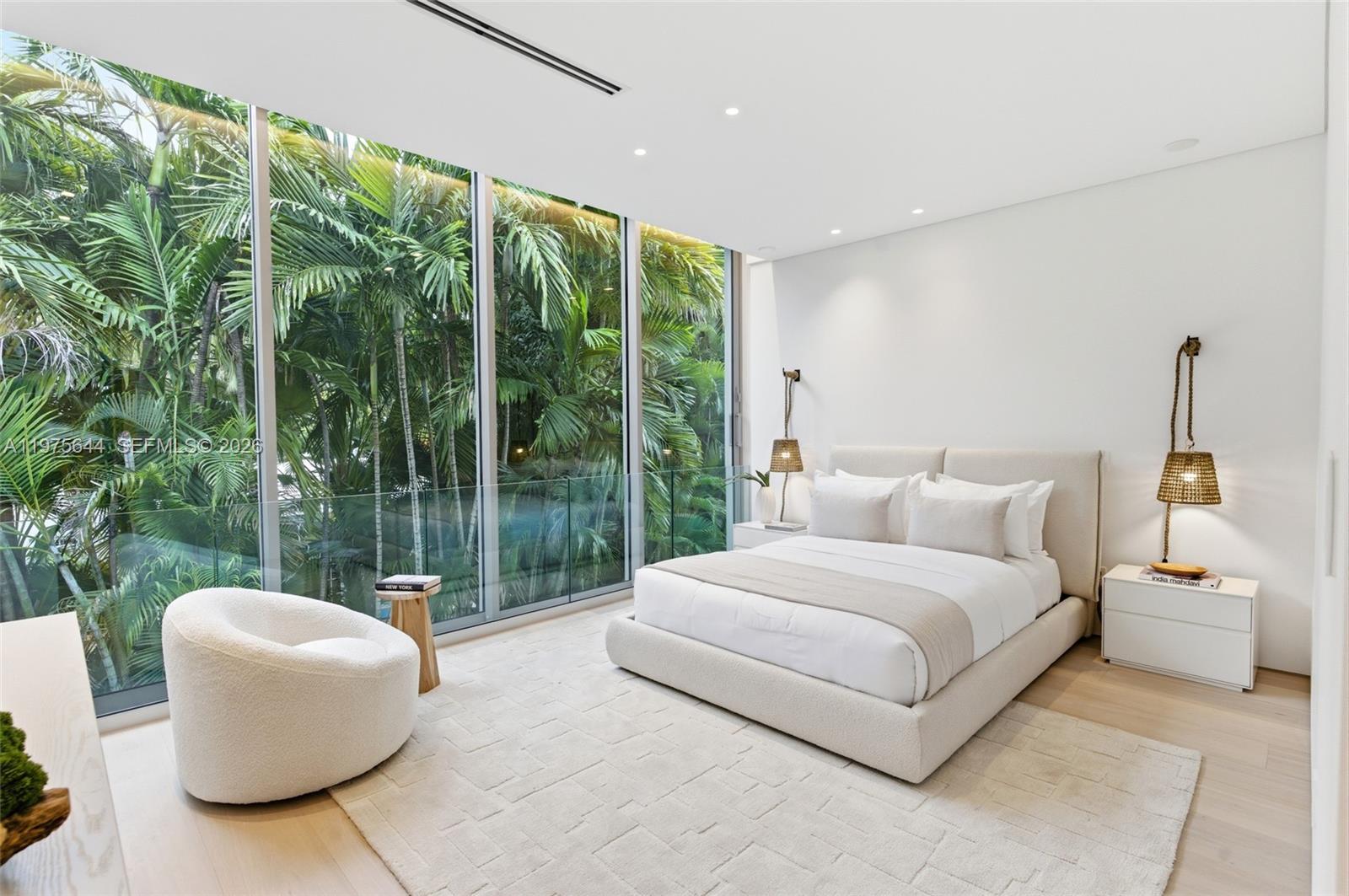 1616 Onaway Dr Miami, FL 33133