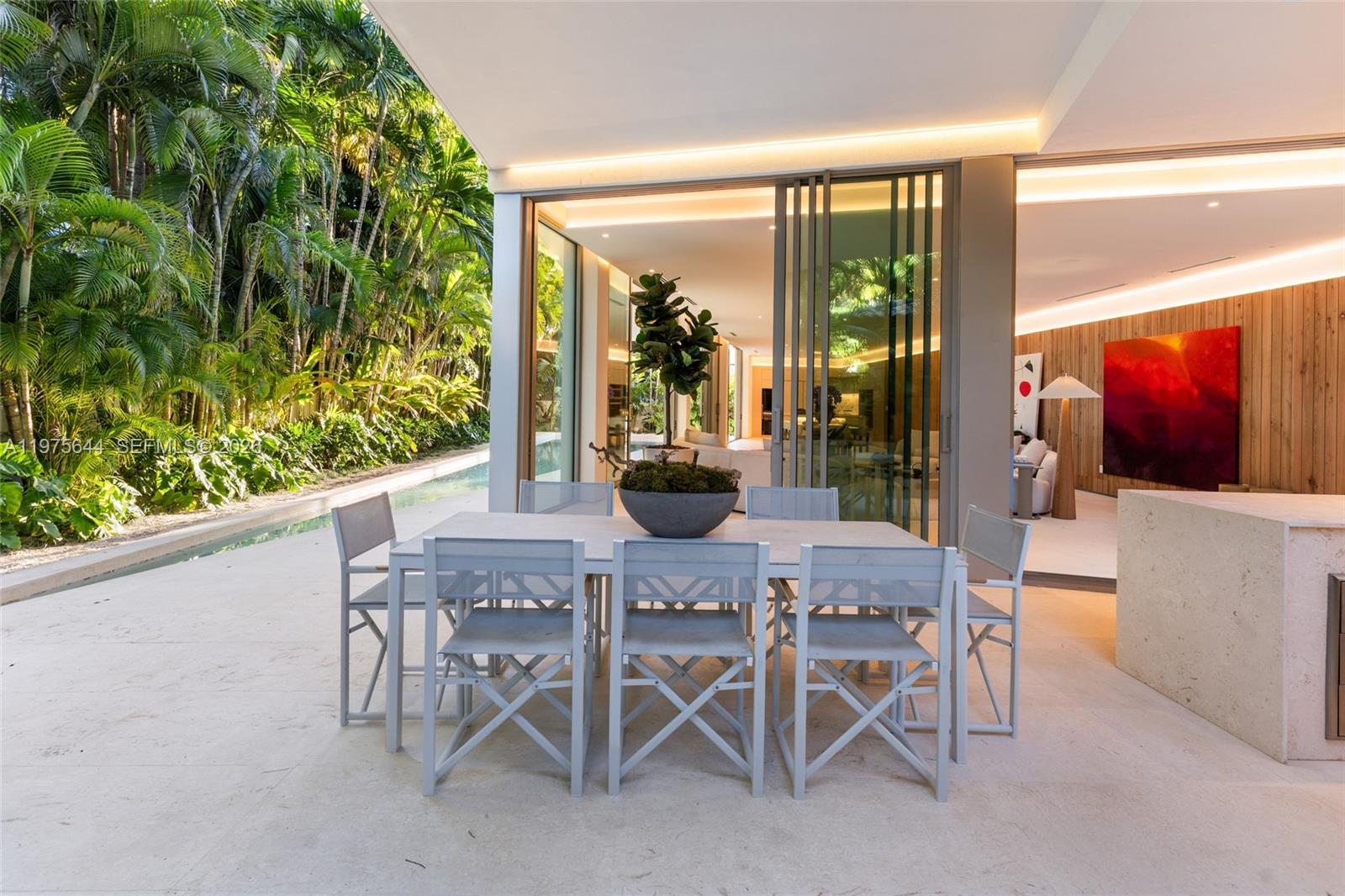 1616 Onaway Dr Miami, FL 33133