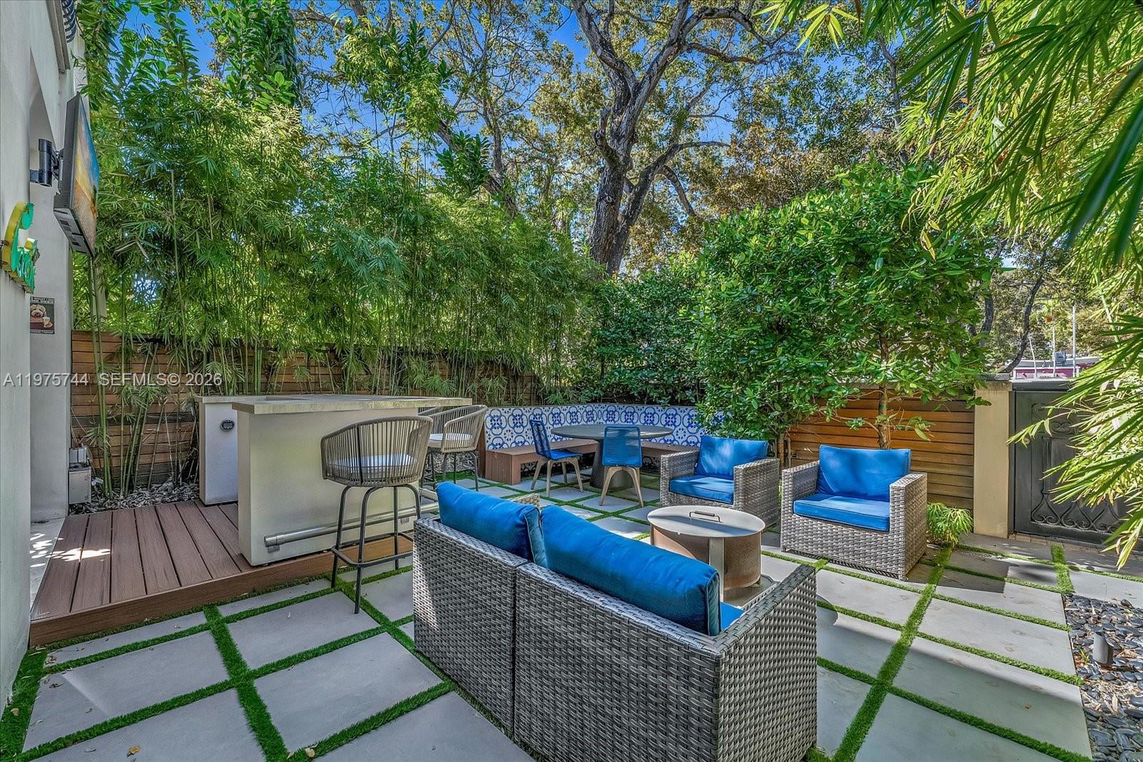 7440 SW 56th Ct Miami, FL 33143