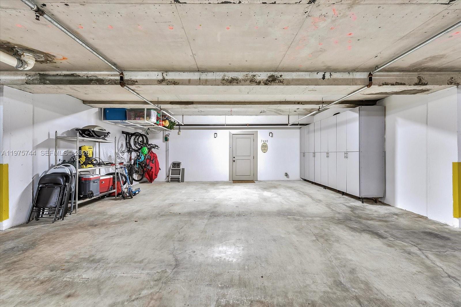 7440 SW 56th Ct Miami, FL 33143