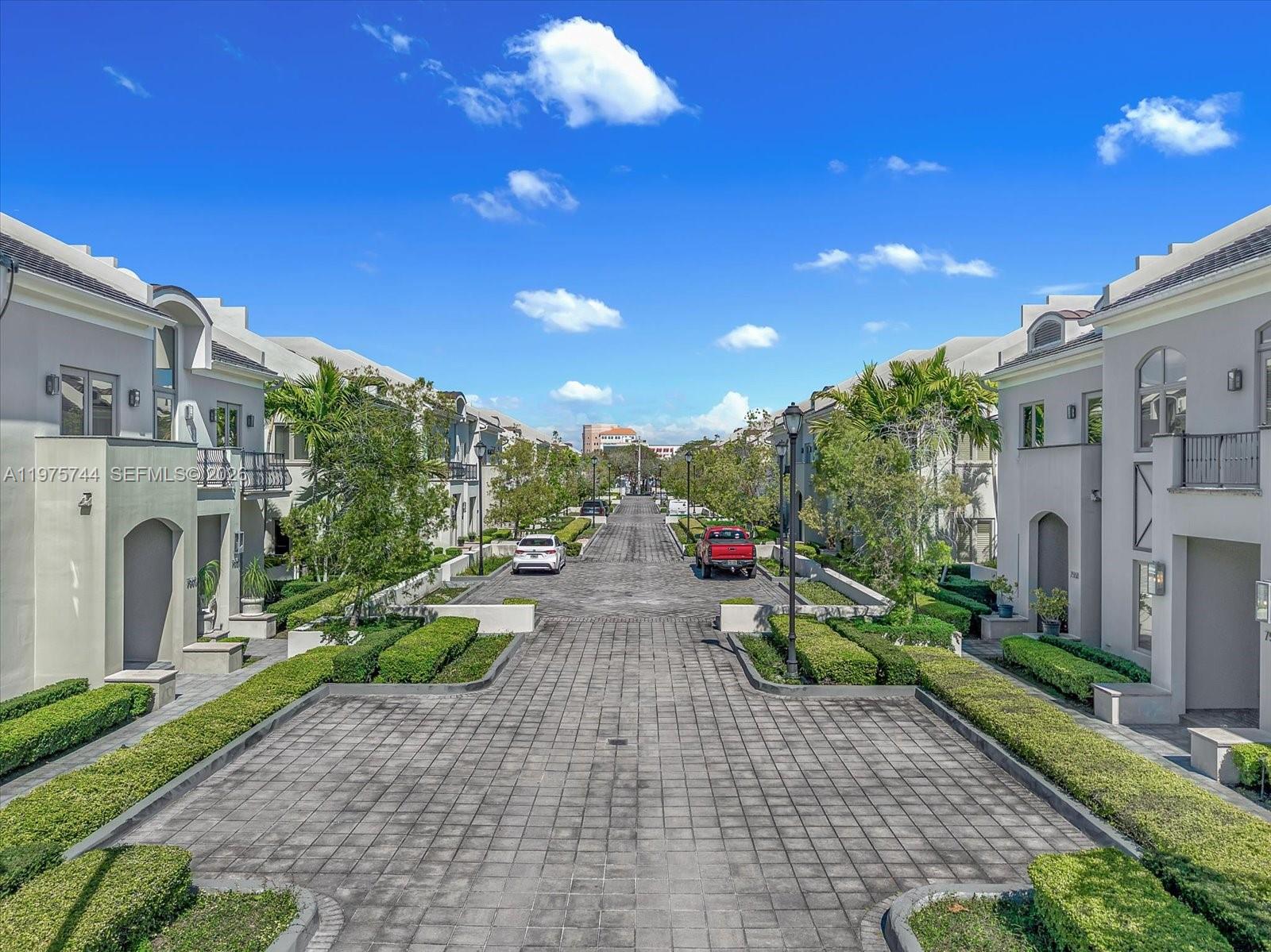 7440 SW 56th Ct Miami, FL 33143