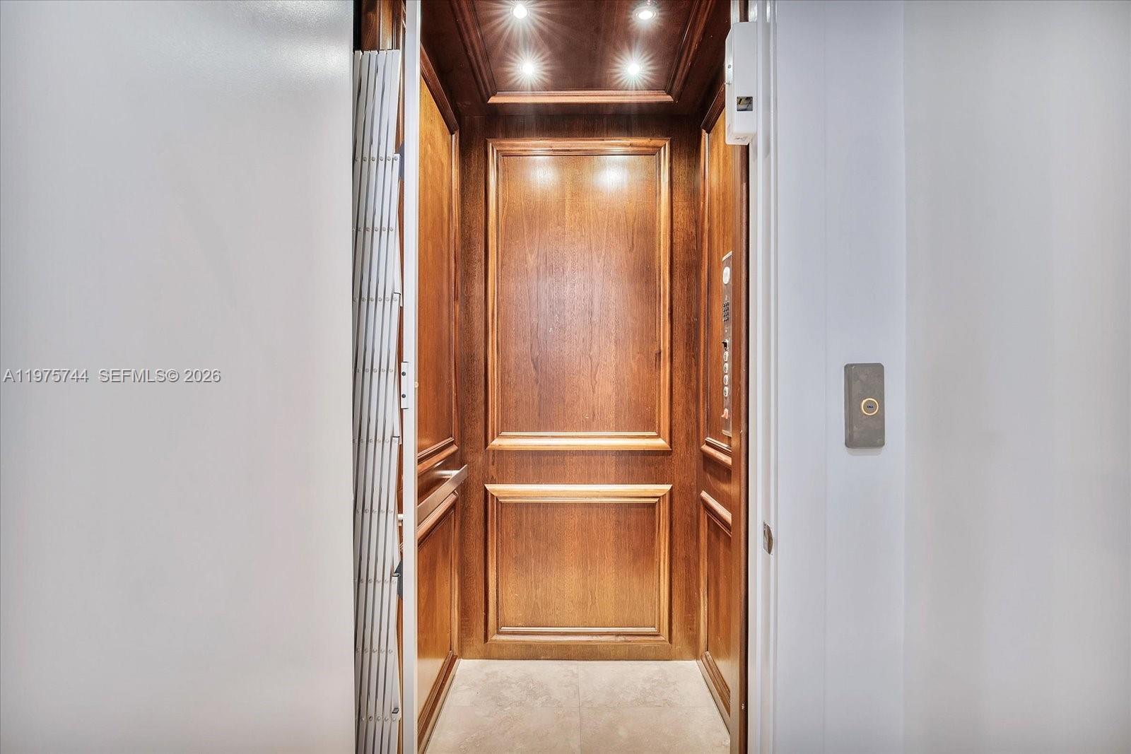 7440 SW 56th Ct Miami, FL 33143