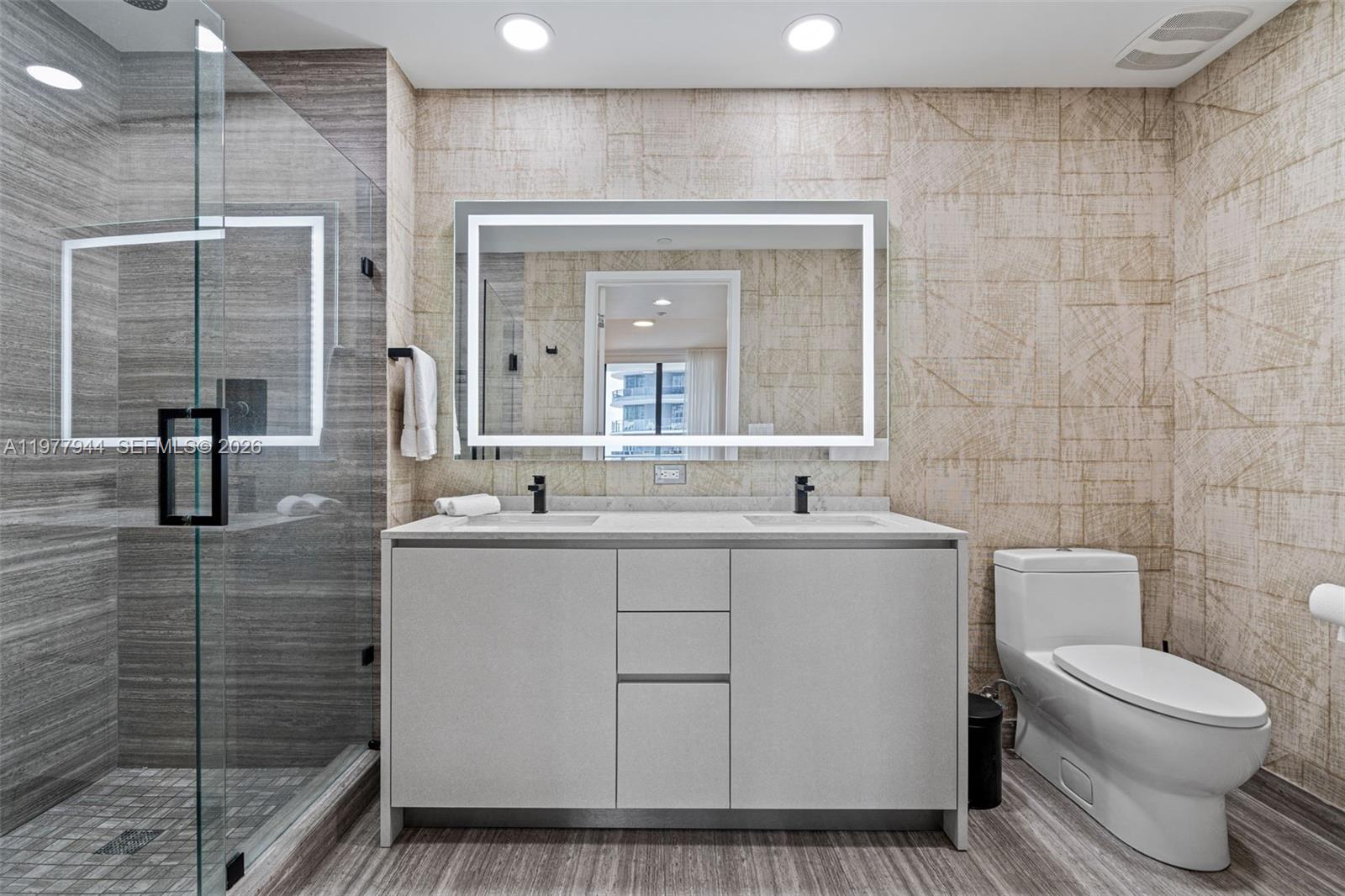 image 1010 Brickell12