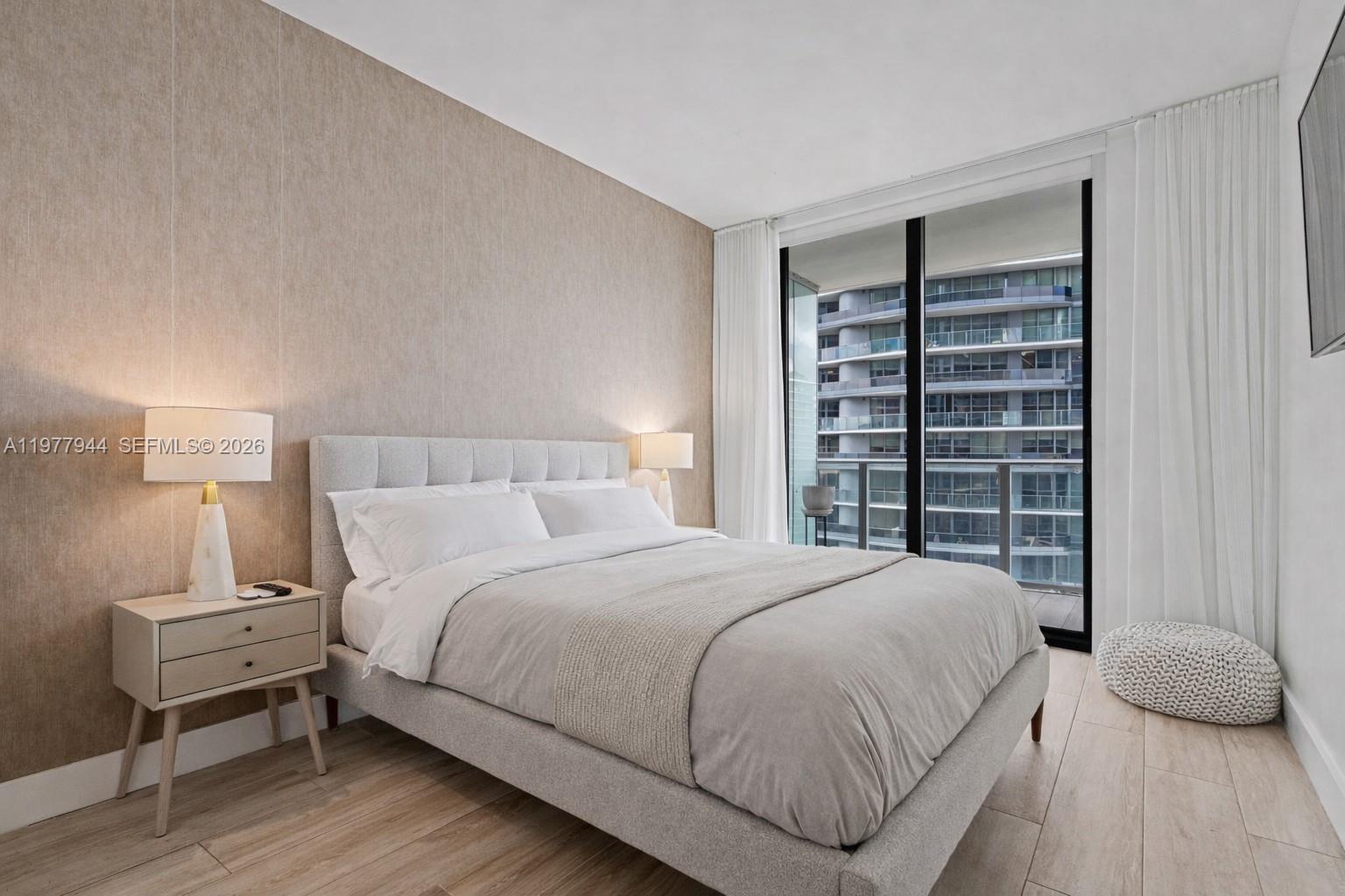 image 1010 Brickell14