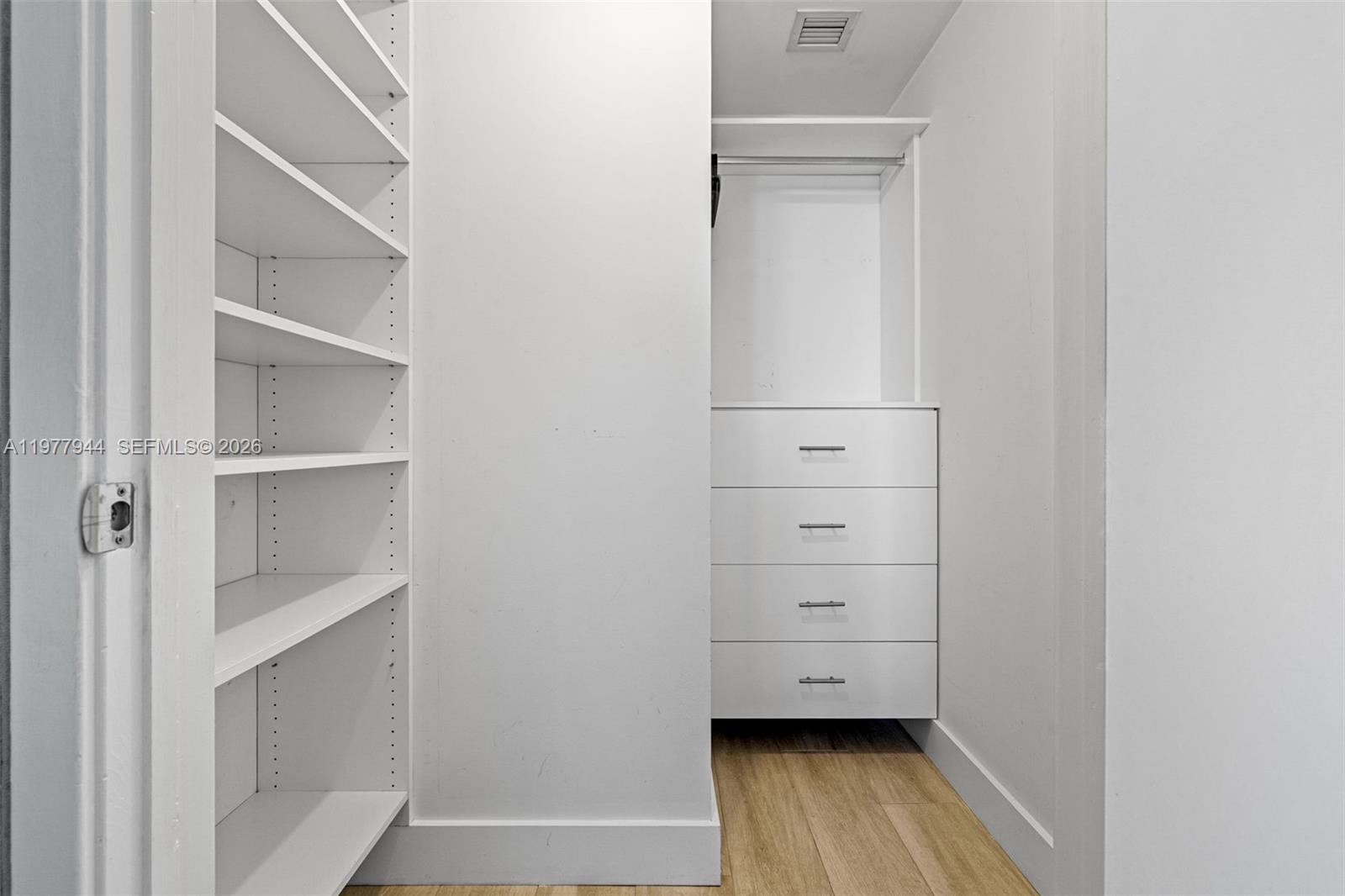 image 1010 Brickell15