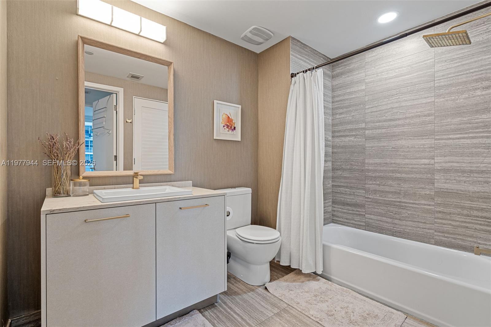 image 1010 Brickell16