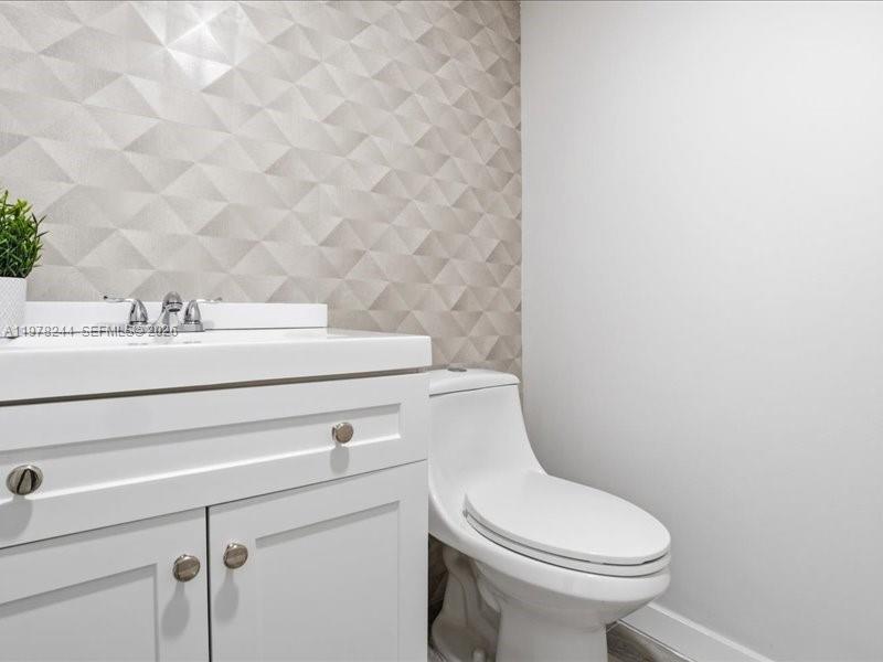 301 SW 135th Ave #108C Pembroke Pines, FL 33027