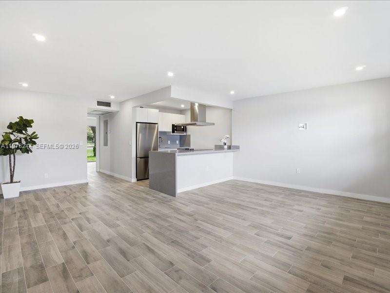 301 SW 135th Ave #108C Pembroke Pines, FL 33027