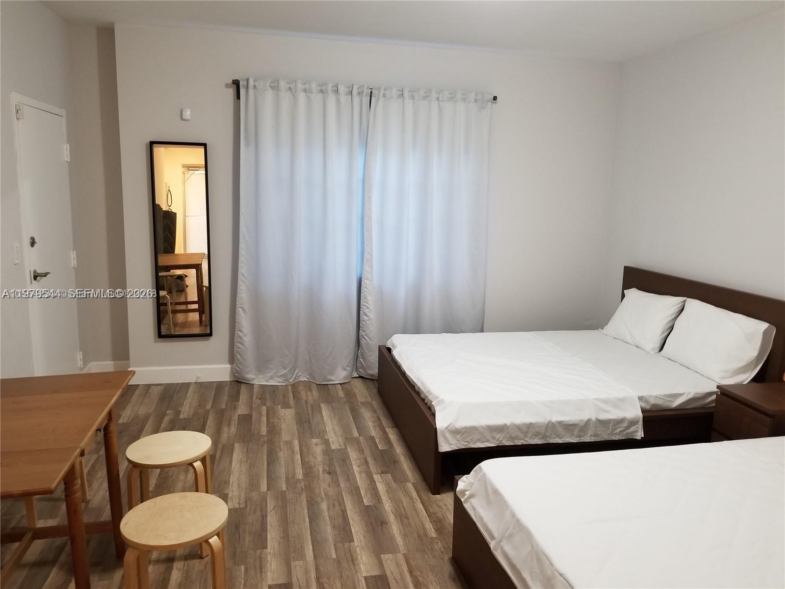 1045 Meridian Ave #5 Miami Beach, FL 33139