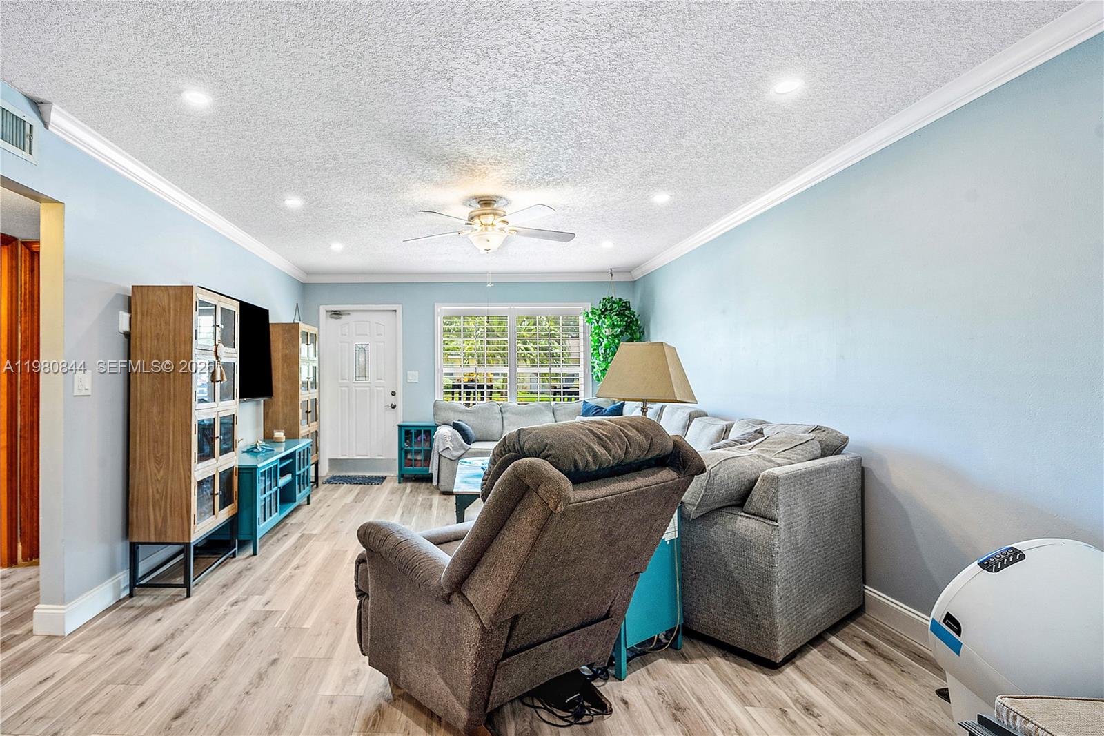 3127 NW 68th St Fort Lauderdale, FL 33309