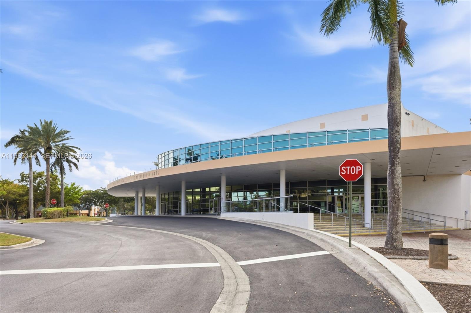 7765 Yardley Dr #313 Tamarac, FL 33321