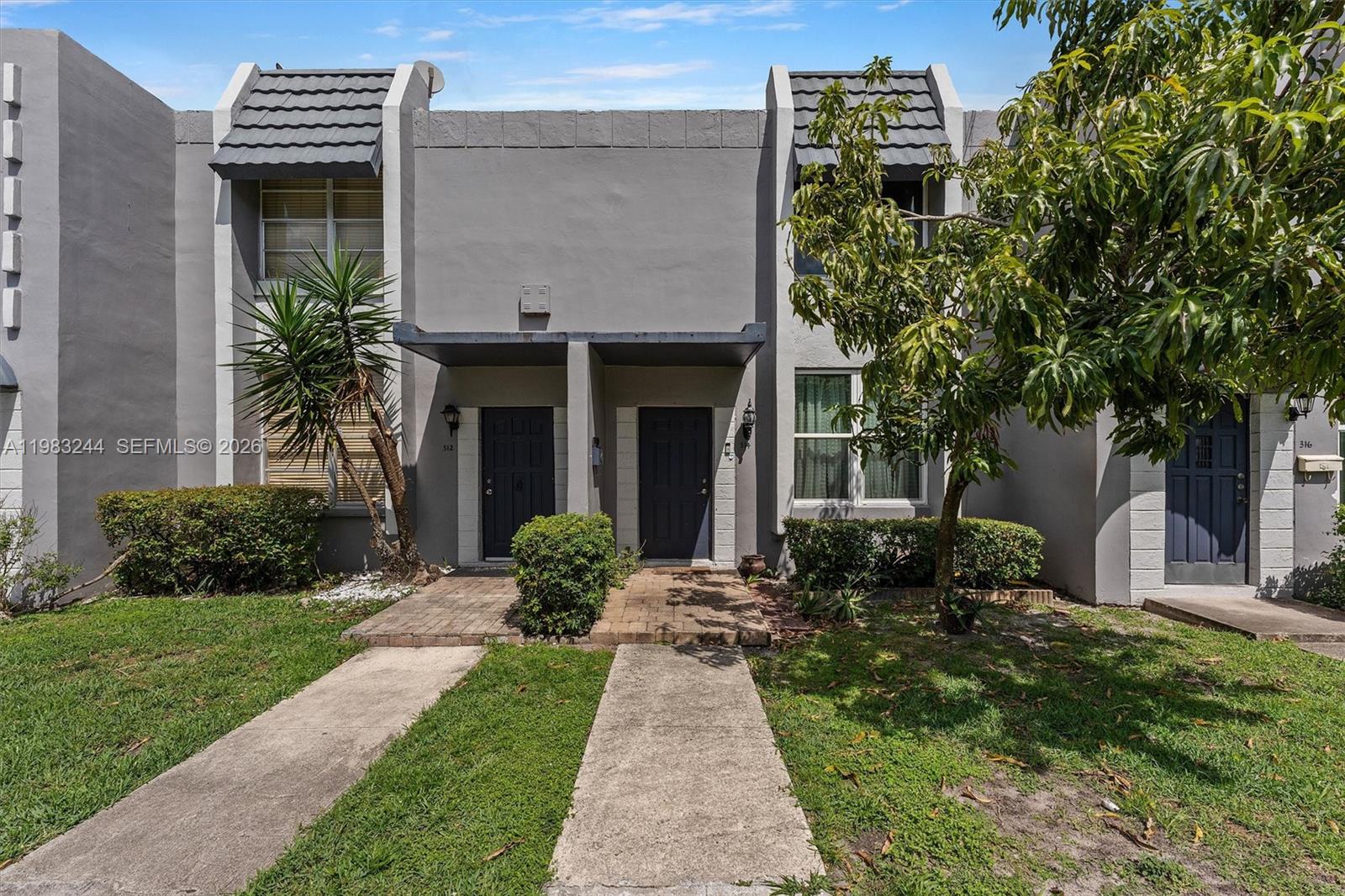 314 NE 142nd St #16C