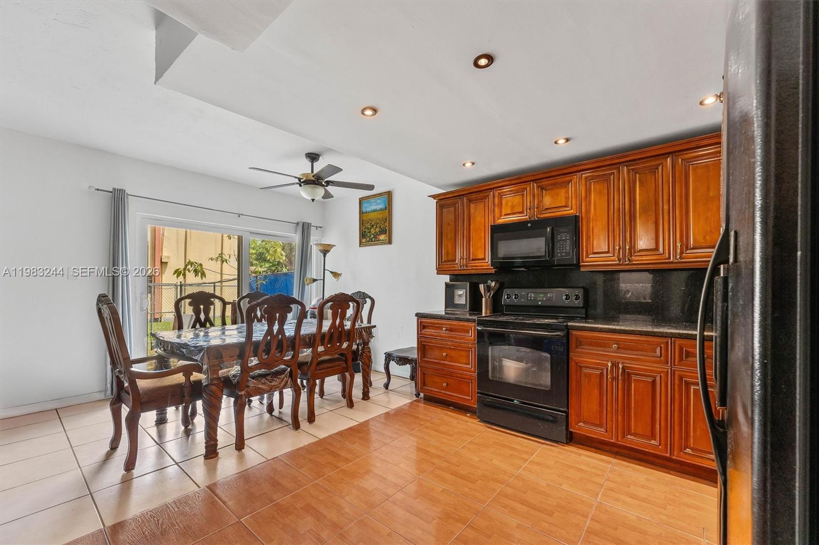 314 NE 142nd St #16C Miami, FL 33161